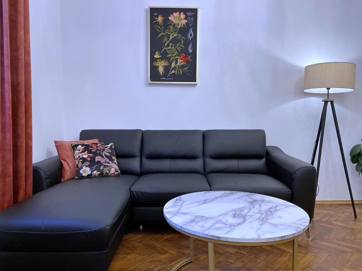 Rzeszowska 5 Apt. 3 Kraków